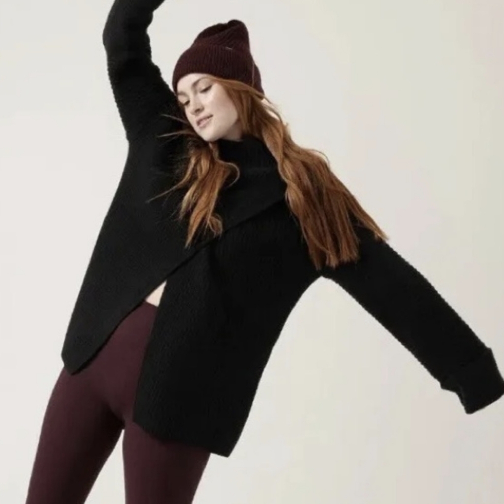 Athleta Nwt Azalea Sweater Merino Wool Cashmere Blend In Black